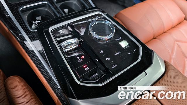 BMW 7-Series 740i xDrive M Sport