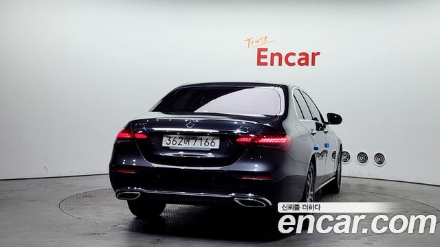 Mercedes-Benz E-Class E350 4MATIC Avantgarde