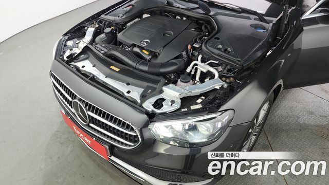 Mercedes-Benz E-Class E350 4MATIC Avantgarde