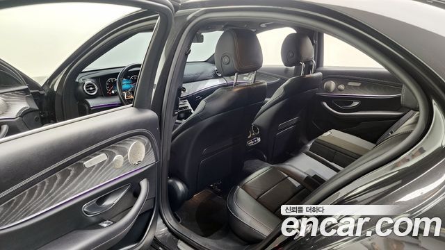 Mercedes-Benz E-Class E350 4MATIC Avantgarde