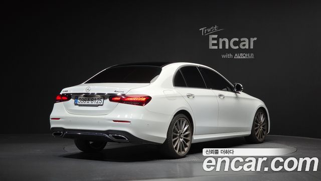Mercedes-Benz E-Class E350 4MATIC AMG Line