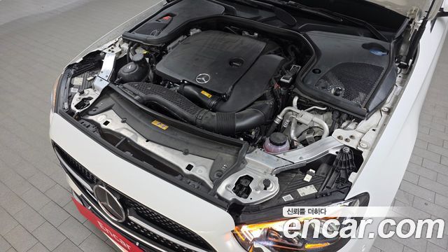 Mercedes-Benz E-Class E350 4MATIC AMG Line