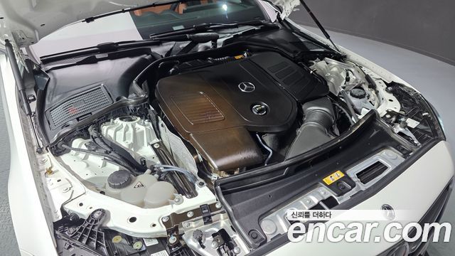 Mercedes-Benz C-Class C300 4MATIC Avantgarde