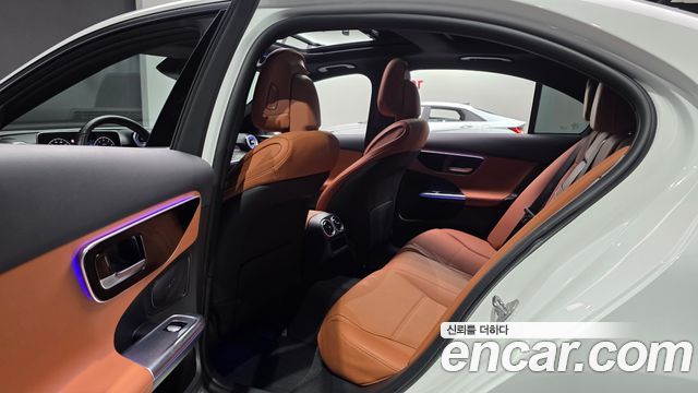 Mercedes-Benz C-Class C300 4MATIC Avantgarde