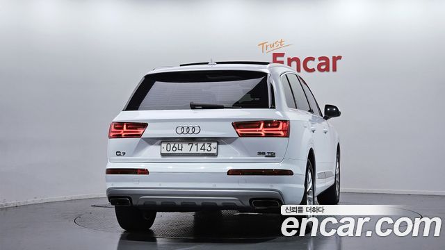 Audi Q7 35 TDI Quattro Premium