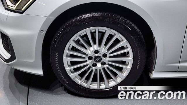 Audi A6 45 TFSI Premium