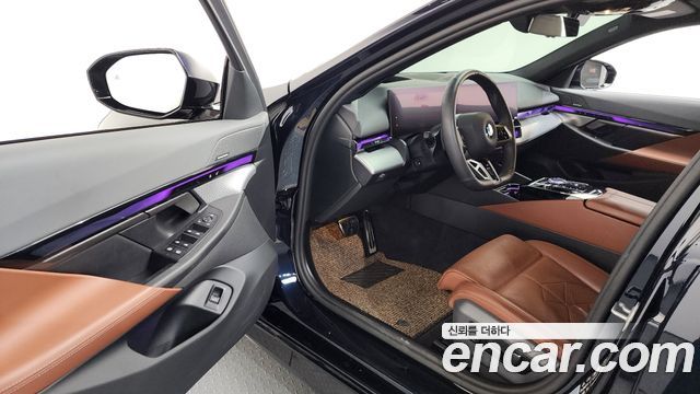 BMW 5-Series 530i xDrive M Sport