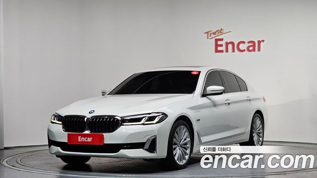 BMW 5-Series 530e Luxury