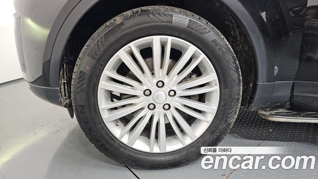 Land Rover Discovery 3.0 TD6 HSE Luxury