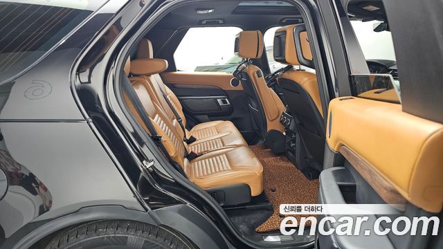 Land Rover Discovery 3.0 TD6 HSE Luxury