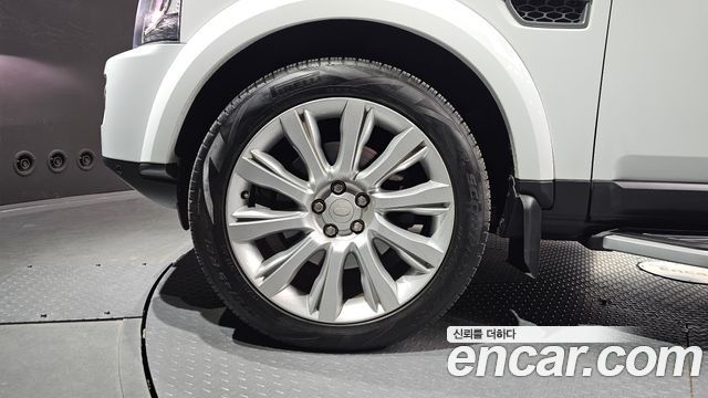 Land Rover Discovery 3.0 SDV6 SE
