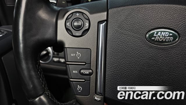 Land Rover Discovery 3.0 SDV6 SE