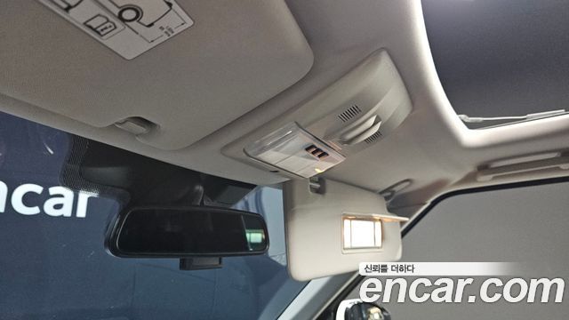 Land Rover Discovery 3.0 SDV6 SE