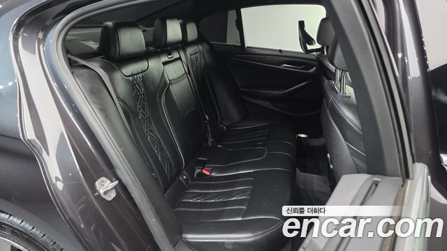 BMW 5-Series 530i xDrive M Sport Package Plus