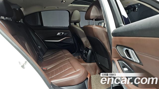 BMW 3-Series 320d Luxury