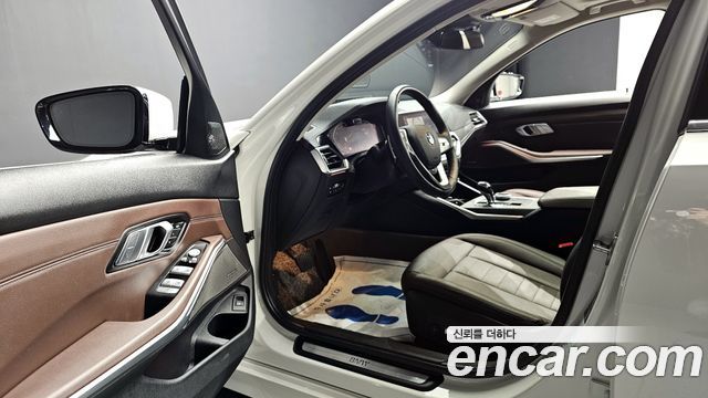 BMW 3-Series 320d Luxury