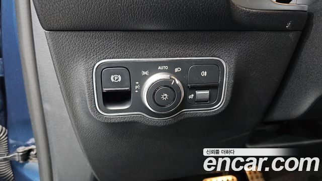 Mercedes-Benz GLB-Class GLB250 4MATIC
