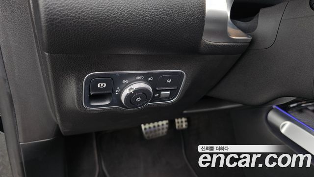 Mercedes-Benz GLB-Class GLB250 4MATIC