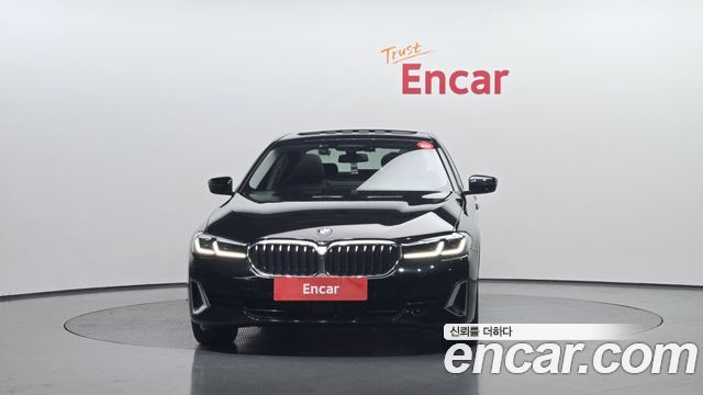 BMW 5-Series 530i Luxury
