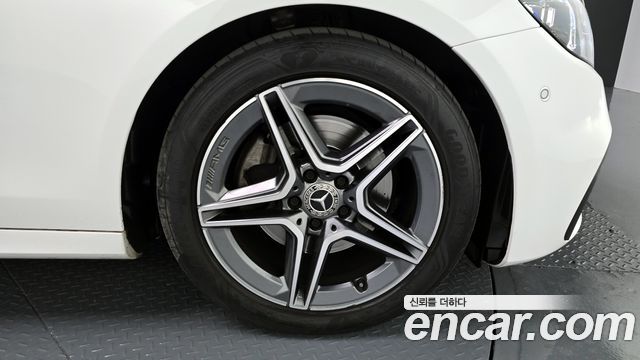 Mercedes-Benz E-Class E250 AMG Line