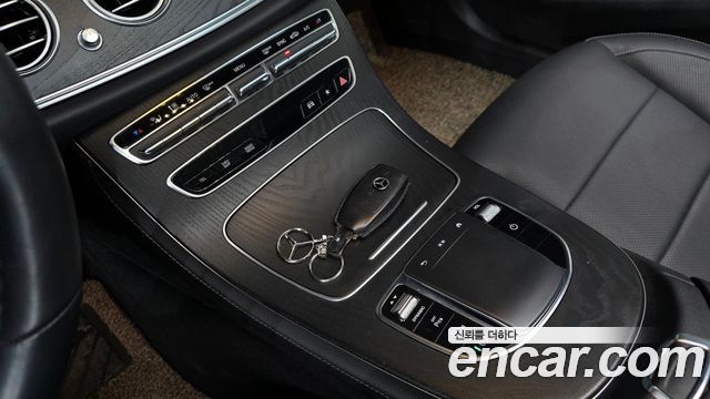Mercedes-Benz E-Class E250 AMG Line