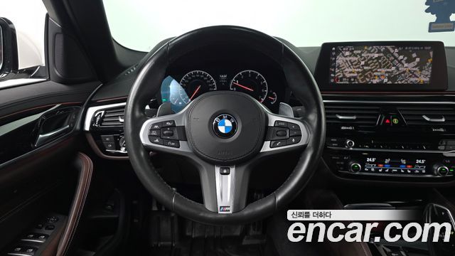 BMW 5-Series 530i M Sport Package Plus