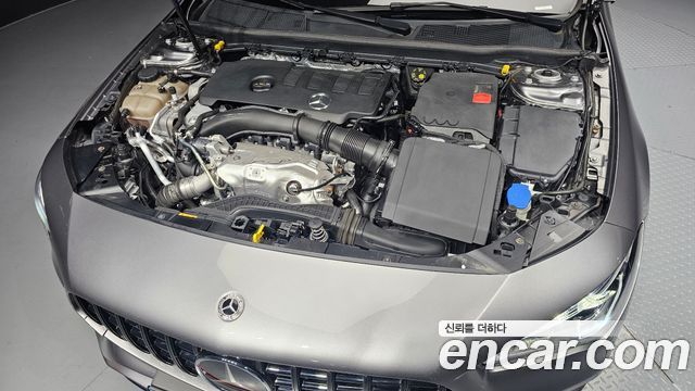 Mercedes-Benz CLA-Class CLA250 4MATIC