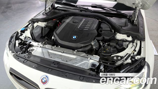 BMW 2-Series M240i xDrive Coupe
