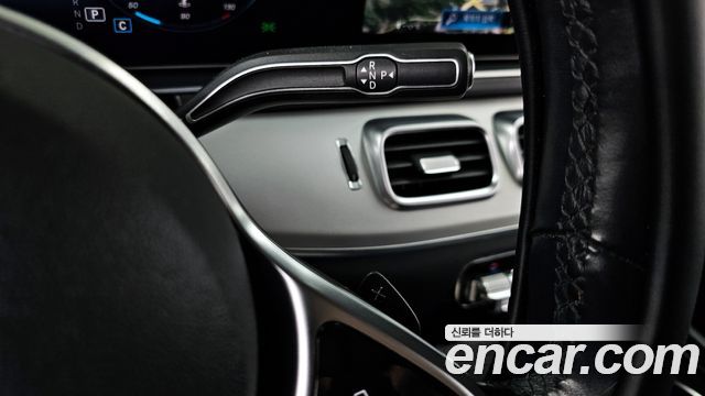 Mercedes-Benz GLE-Class GLE300d 4MATIC