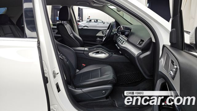 Mercedes-Benz GLE-Class GLE300d 4MATIC