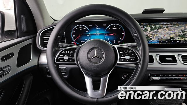 Mercedes-Benz GLE-Class GLE300d 4MATIC