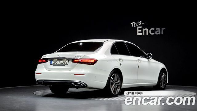 Mercedes-Benz E-Class E350 4MATIC Avantgarde