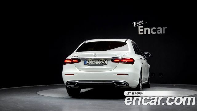 Mercedes-Benz E-Class E350 4MATIC Avantgarde