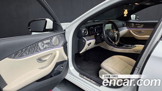 Mercedes-Benz E-Class E350 4MATIC Avantgarde