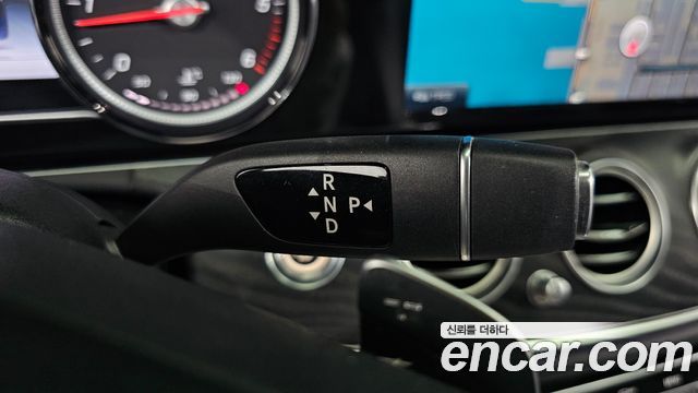 Mercedes-Benz E-Class E220d Avantgarde