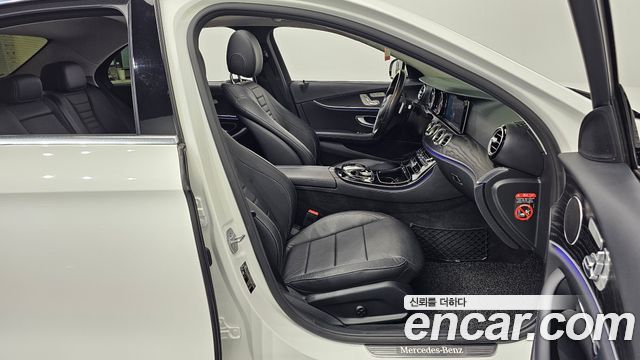Mercedes-Benz E-Class E220d Avantgarde