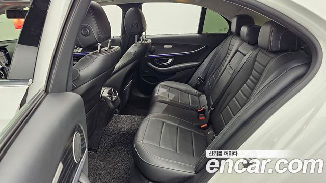 Mercedes-Benz E-Class E220d Avantgarde