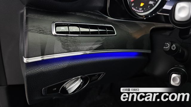 Mercedes-Benz E-Class E220d Avantgarde
