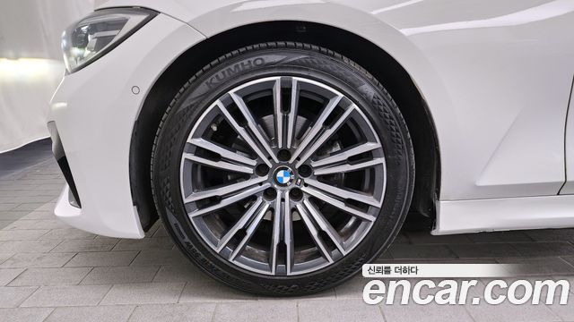 BMW 3-Series 320i M Sport