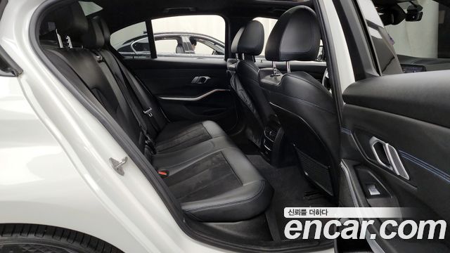 BMW 3-Series 320i M Sport