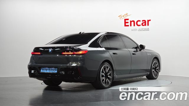 BMW i7 M70 xDrive M Performance