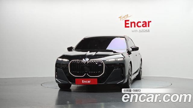 BMW i7 M70 xDrive M Performance