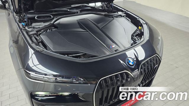 BMW i7 M70 xDrive M Performance