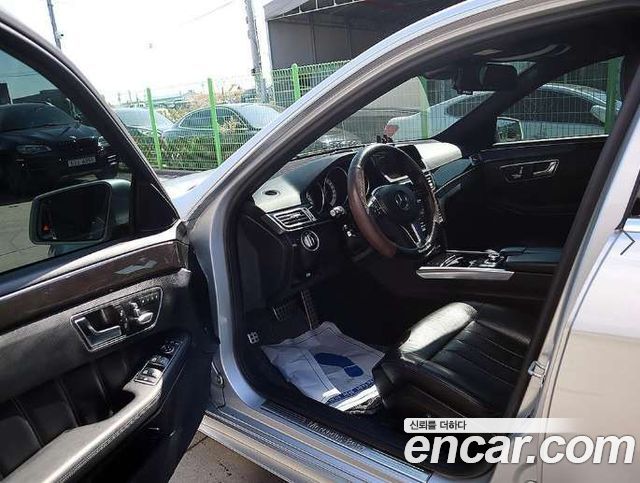 Mercedes-Benz E-Class E350 BlueTec 4MATIC