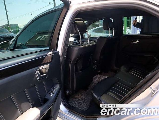 Mercedes-Benz E-Class E350 BlueTec 4MATIC