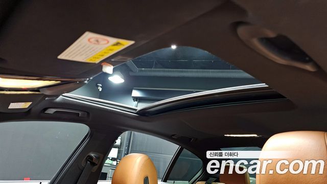 BMW 5-Series 520d xDrive M Sport Package
