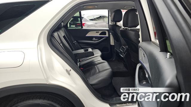 Mercedes-Benz GLE-Class GLE300d 4MATIC