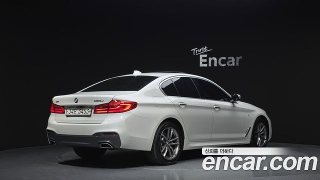 BMW 5-Series 520d xDrive M Sport Package