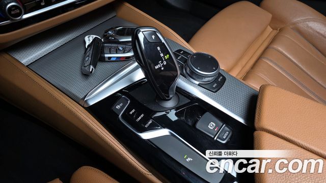 BMW 5-Series 520d xDrive M Sport Package