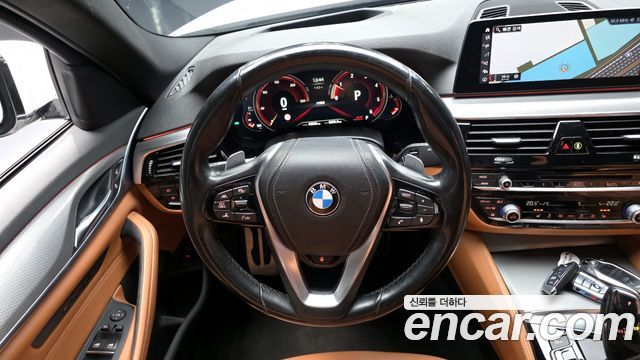 BMW 5-Series 520d xDrive M Sport Package